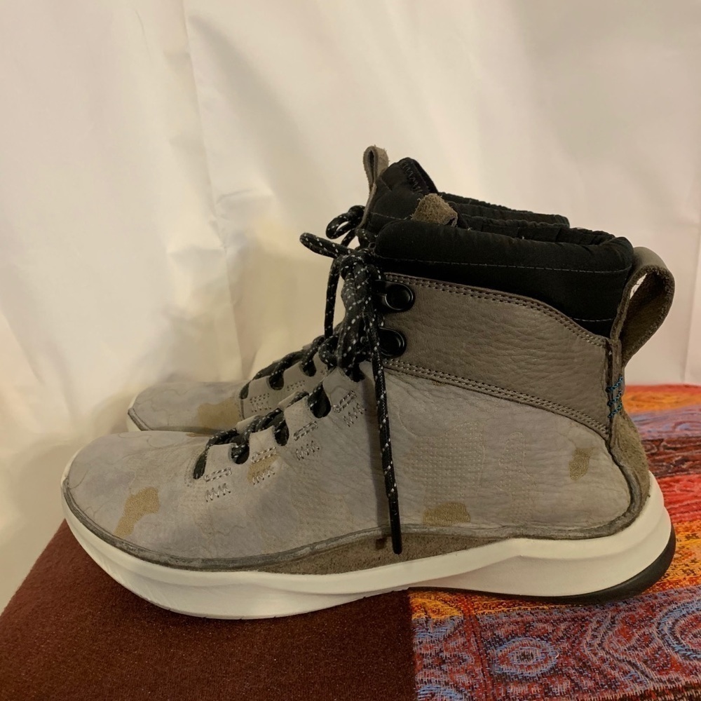 Clarks Privo patterned nubuck lace up boot 7